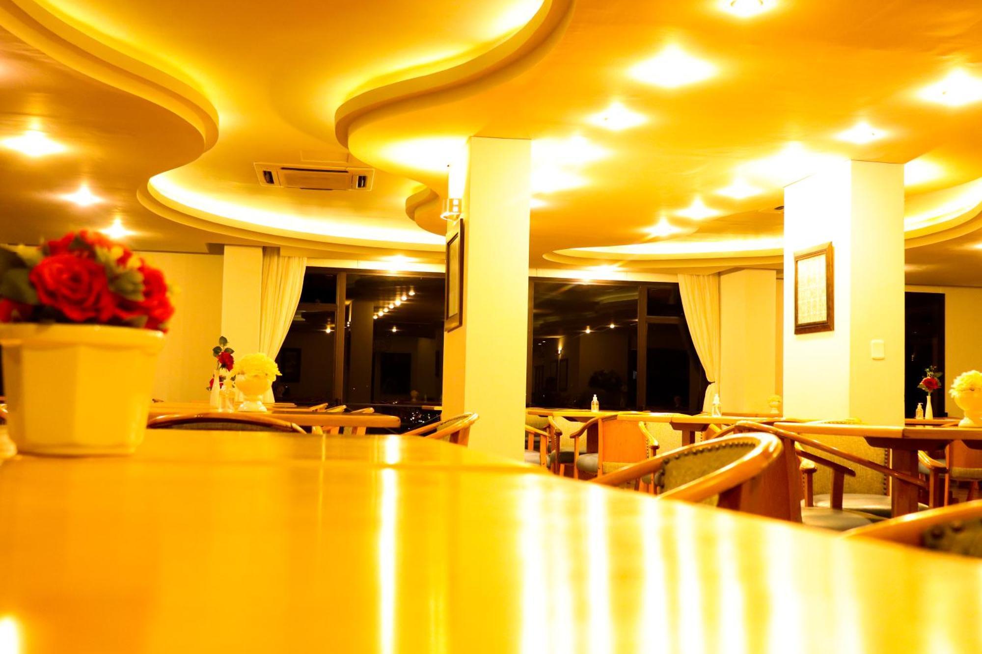 Golden Inga Hotel Маринга Экстерьер фото